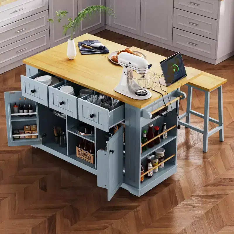 Isla de cocina grande con 2 taburetes de bar y toma de corriente, carrito de almacenamiento de cocina sobre 5 ruedas con ala abatible