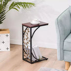 Mesa auxiliar desmontable de una sola capa en forma de C con tablero de densidad marrón, estructura de hierro con recubrimiento de polvo negro y diseño de hoja dorada en pincel