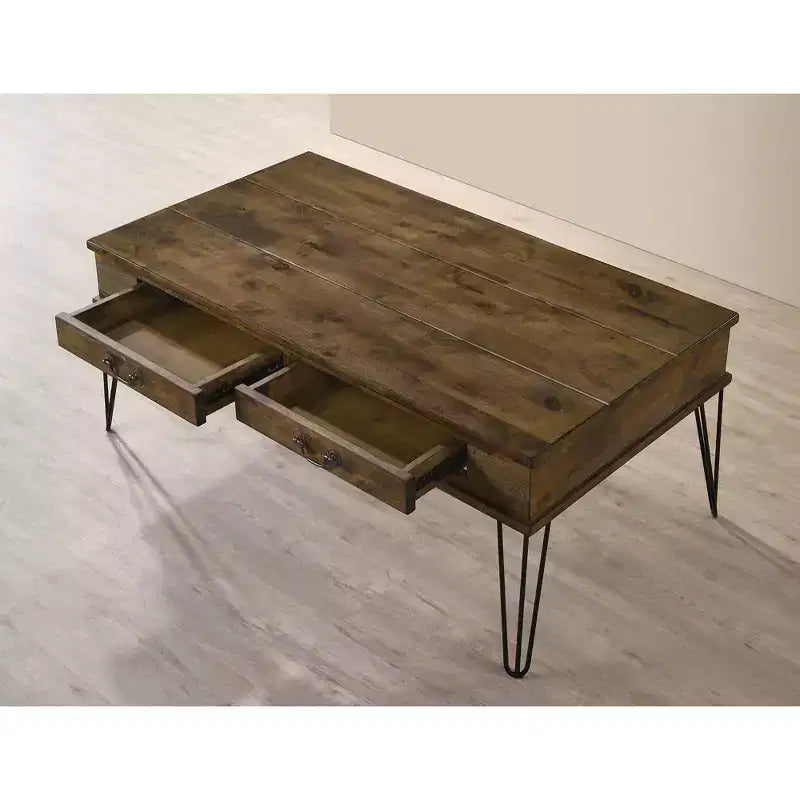 Mesa de centro con 2 cajones Roble rústico: Herrajes antiguos, Estilo rústico, Patas de horquilla de metal