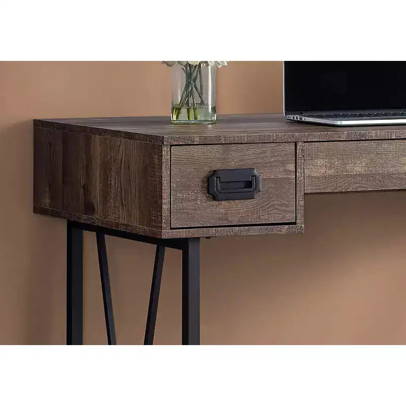 Mesa para laptop con cajones - Estilo industrial - Patas de metal, escritorio para computadora para casa y oficina, 122 cm de largo, aspecto de madera recuperada marrón